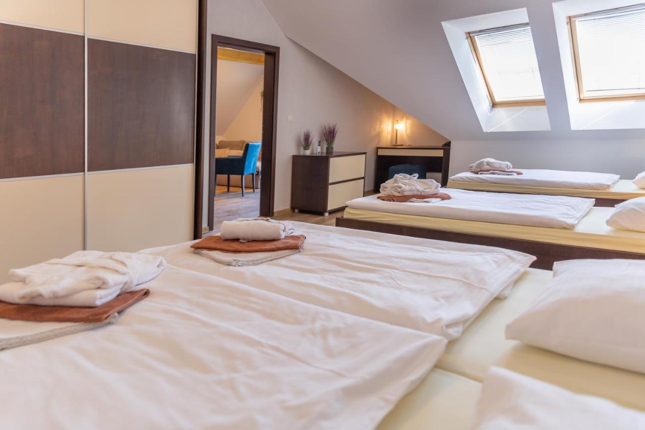Apartman Aqua Bešeňová Exterior foto